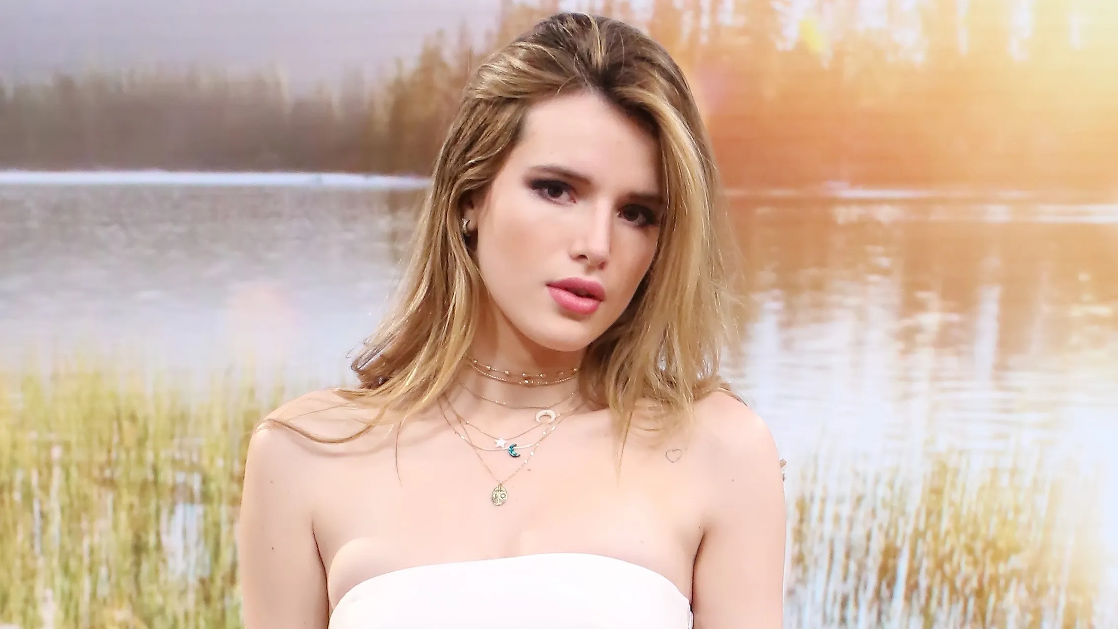 Bella Uno Sales Store -Bella Uno Sales Store 6566